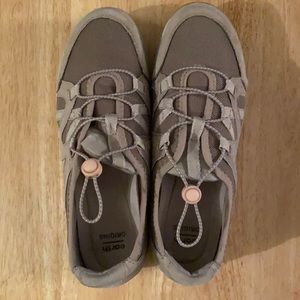 Earth Origins shoes size 8.5